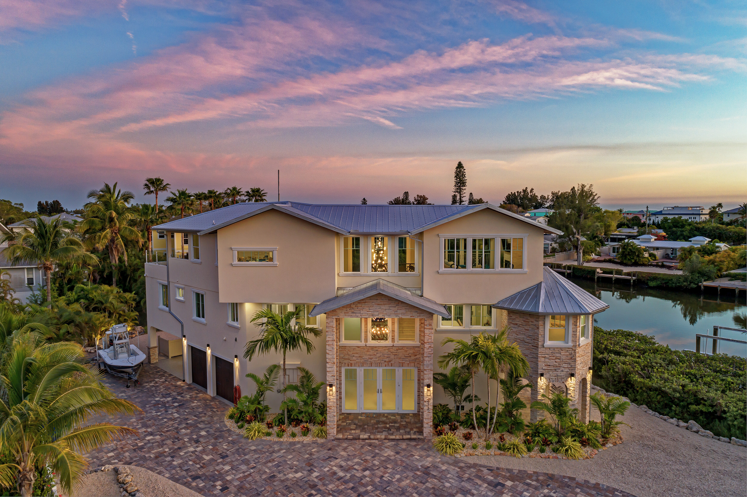 313 Hammock Circle front elevation