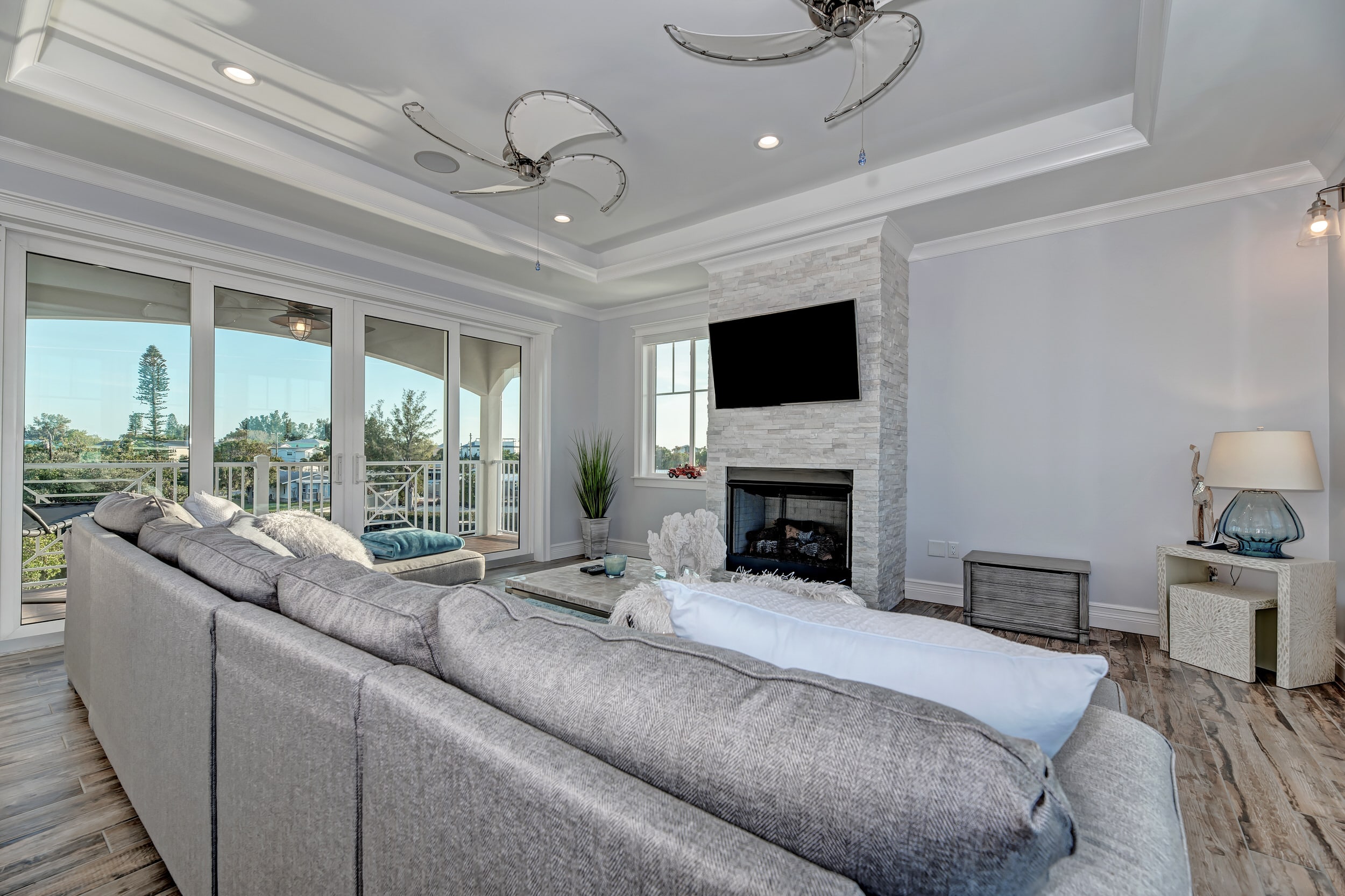 313 Hammock Circle pool and spa