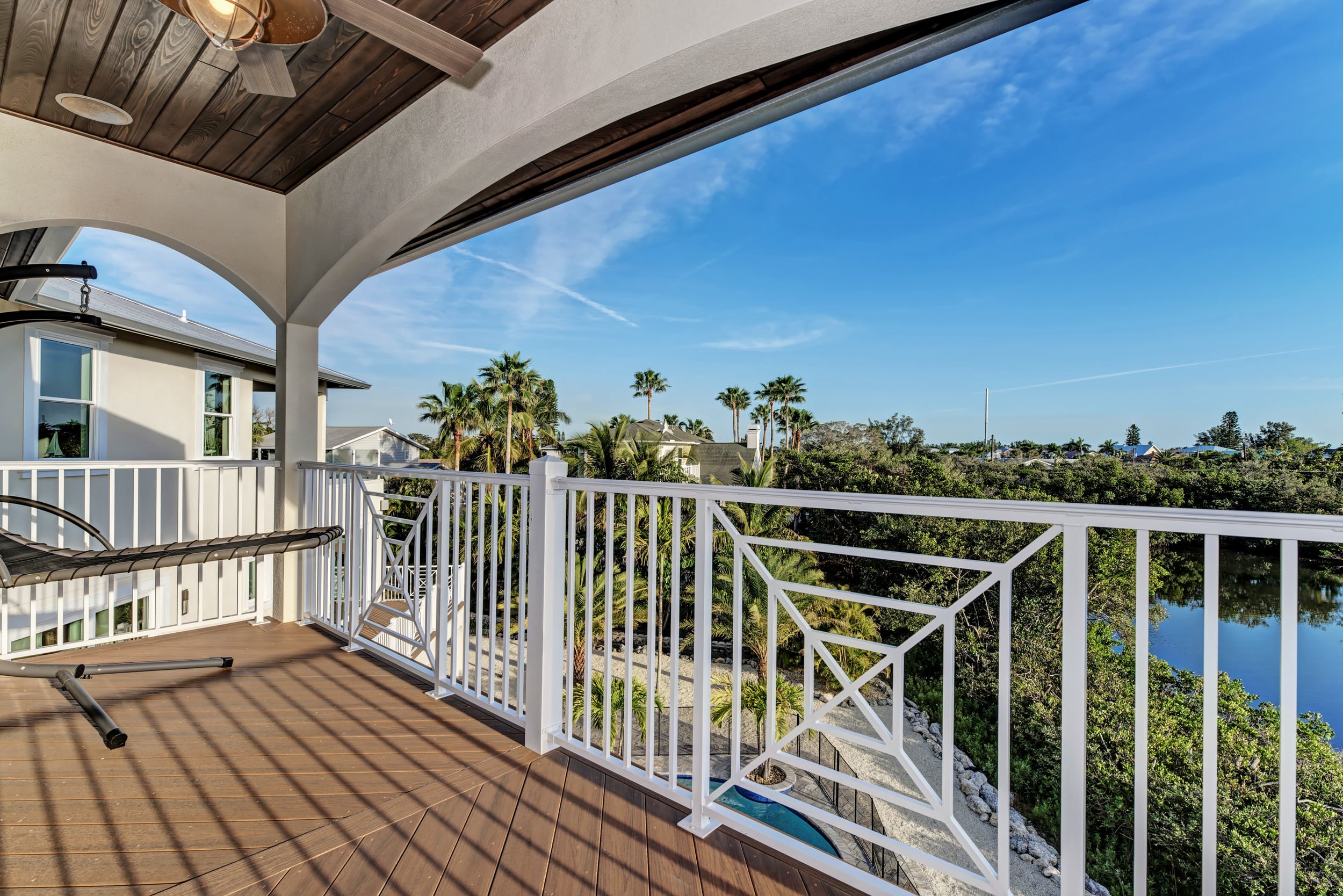 313 Hammock Circle canal view