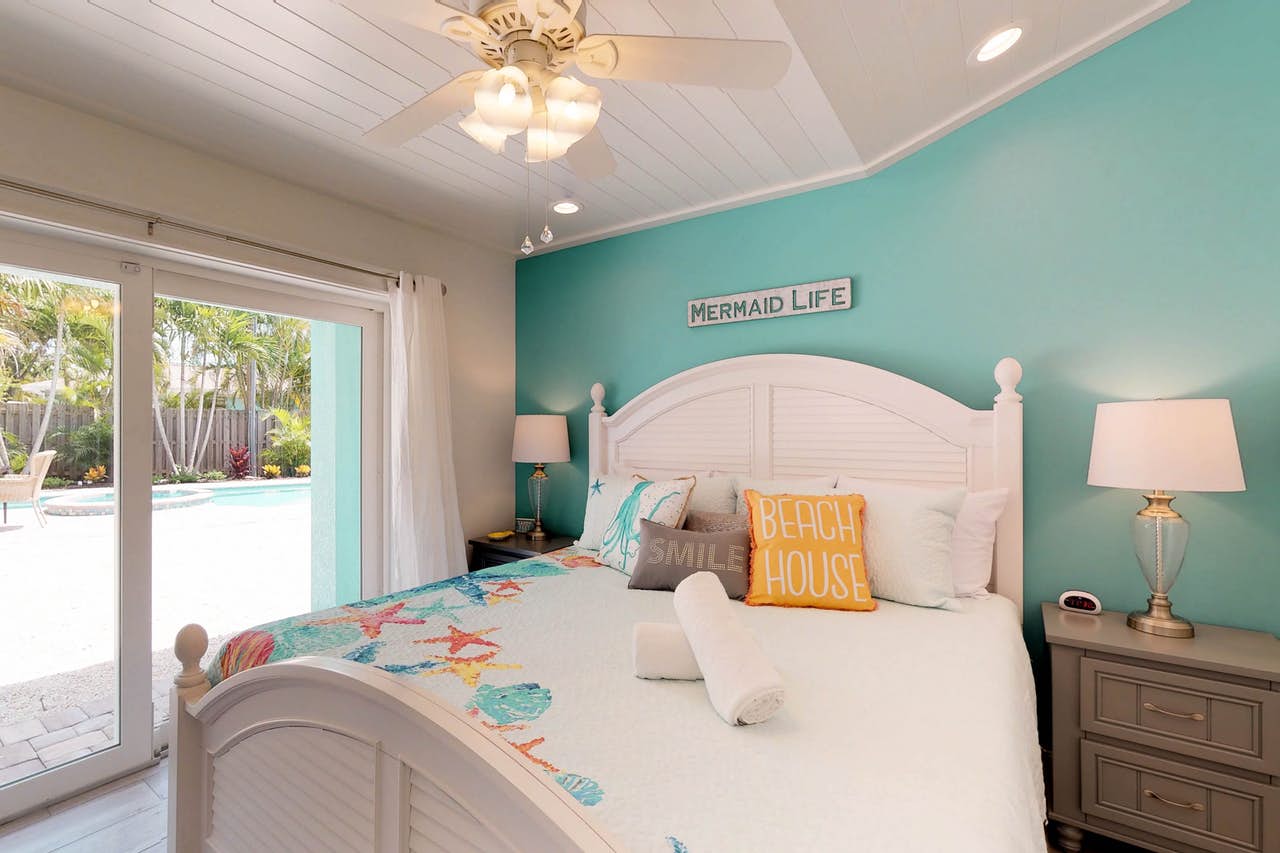 Sunny bedroom renovation ami