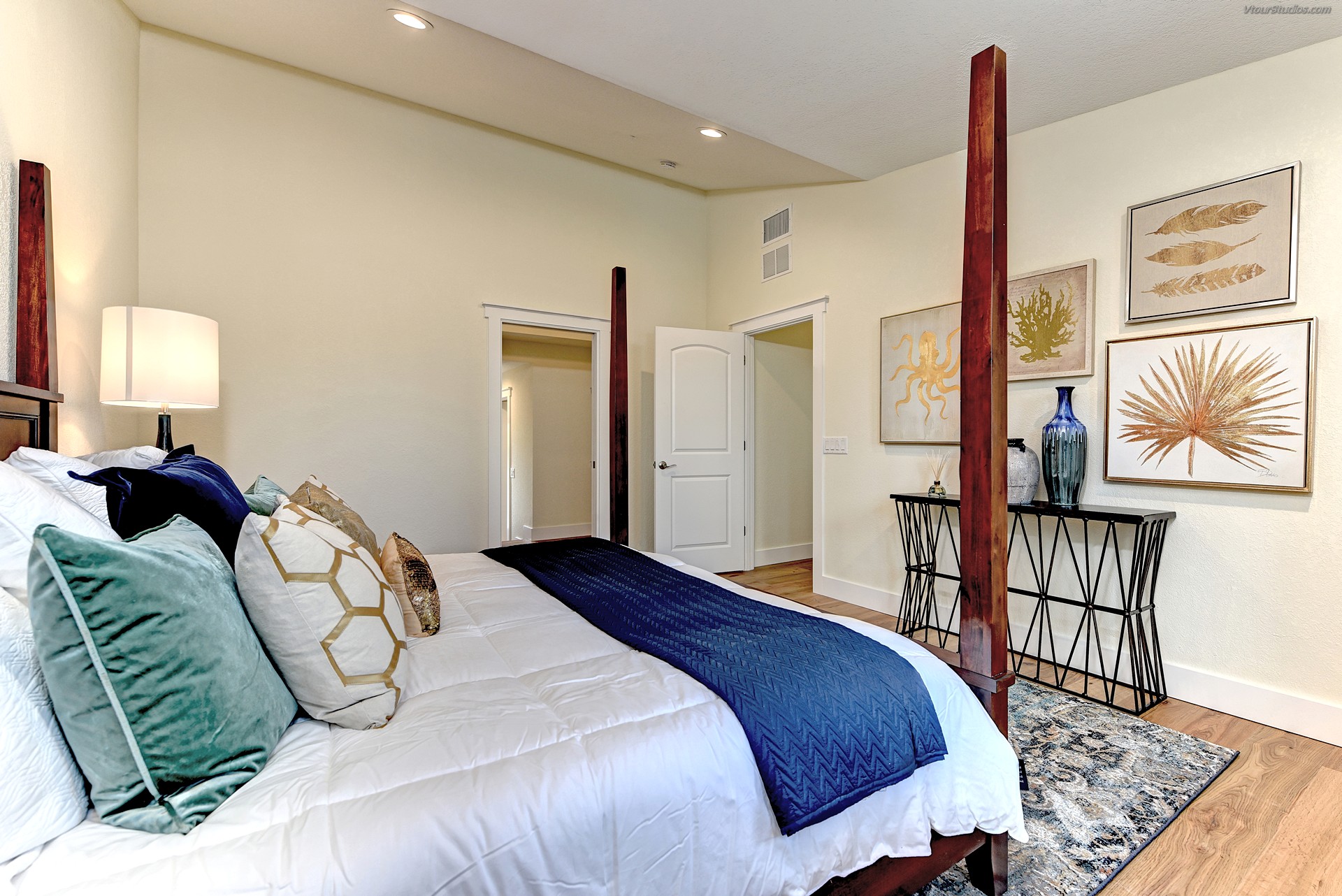 510 & 512 Key Royale Drive completed homes