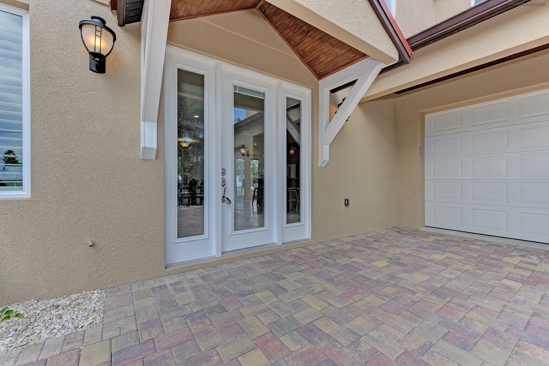 510 & 512 Key Royale Drive architectural design