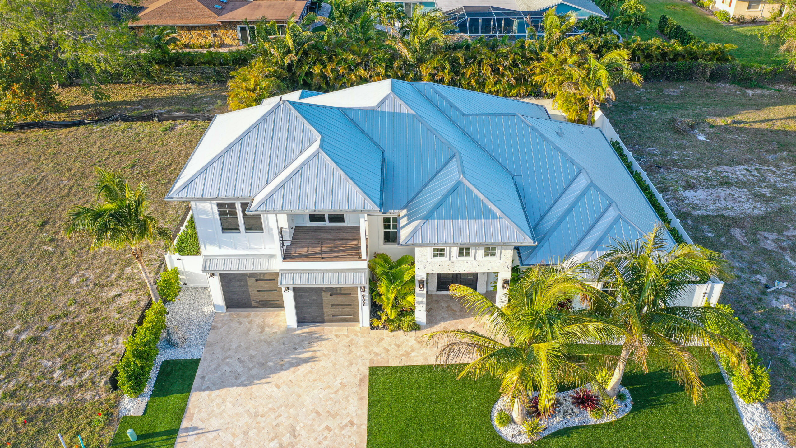 palma sola house drone shot